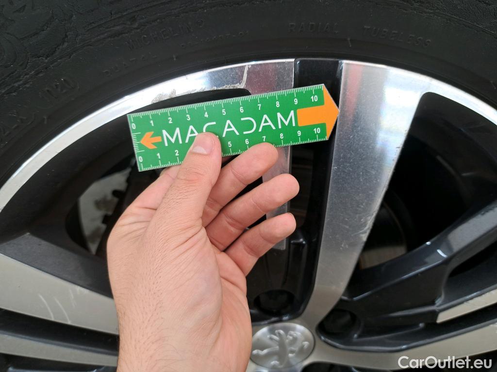  Peugeot  3008  Allure Business 1.5 HDi 130CV BVM6 E6d #46