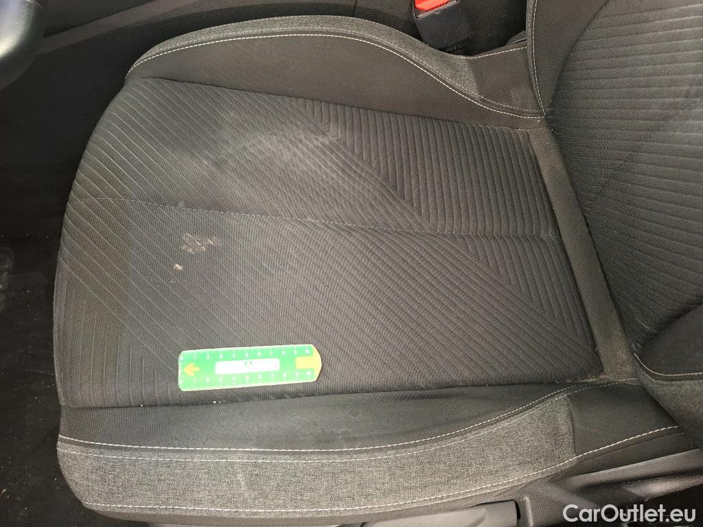  Peugeot  308  Active Pack 1.5 HDi 130CV BVA8 E6d #34