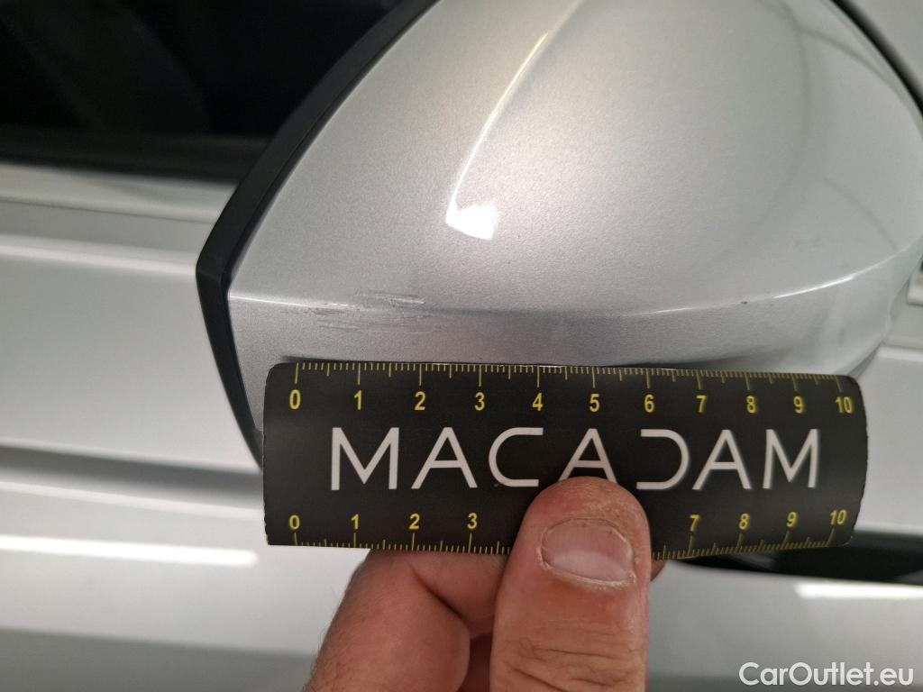  Volkswagen  Tiguan VOLKSWAGEN  / 2020 / 5P / SUV 2.0 TDI 150 DSG7 R-Line #18