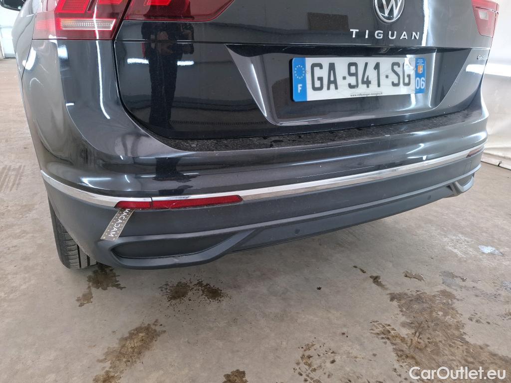  Volkswagen  Tiguan VOLKSWAGEN  / 2020 / 5P / SUV 1.4 eHybrid 245 DSG6 Life Business #1