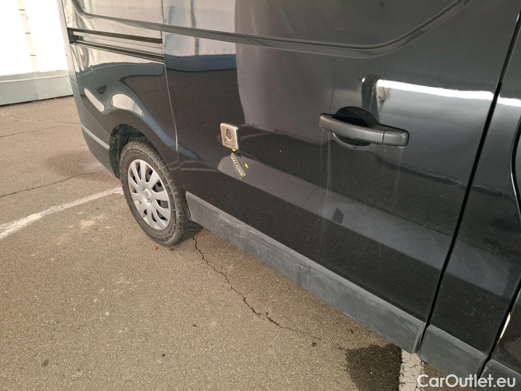  Renault  Trafic RENAULT  / 2019 / 4P / Fourgon tole NV FG GCF L1H1 1200 Energy dCi 145 #27