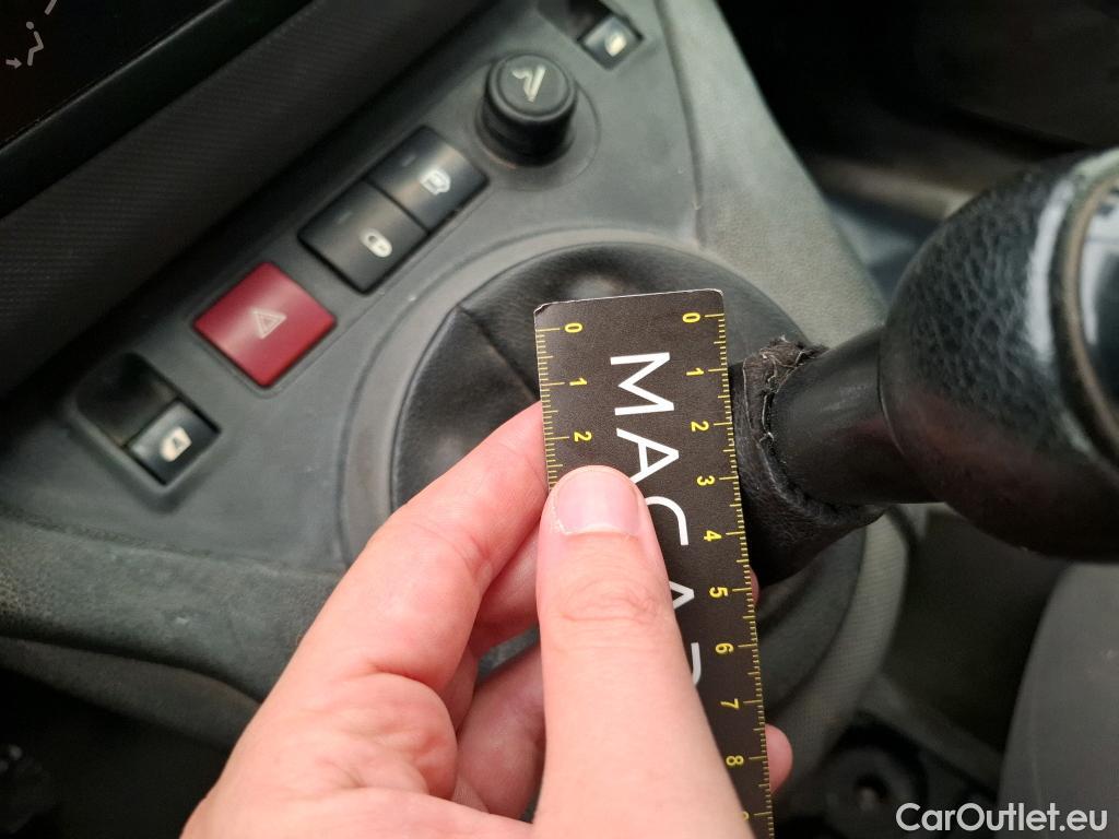  Peugeot  Partner  L1 Pack Clim NAV 1.6 HDi 90CV BVM5  #47