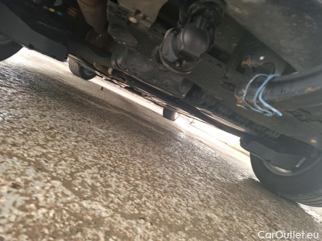  Peugeot  308  Active Pack 1.5 HDi 130CV BVA8 E6d #17