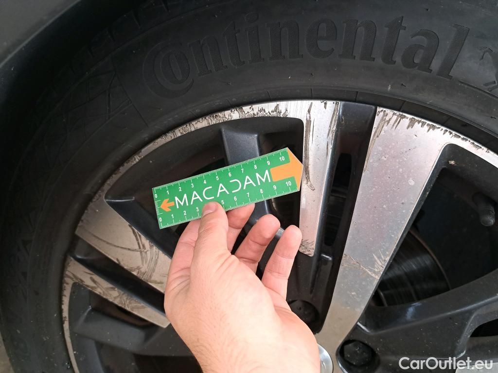  Peugeot  3008  Allure Business 1.5 HDi 130CV BVM6 E6d #35