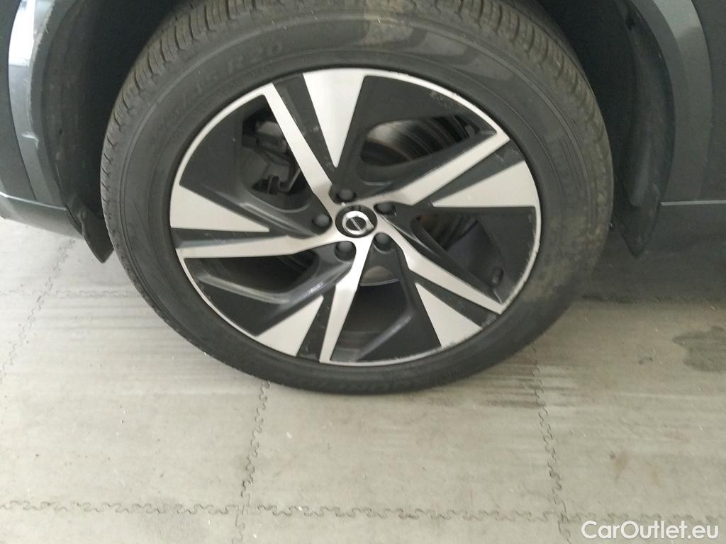  Volvo  XC90 VOLVO  / 2019 / 5P / todoterreno 2.0 T8 AWD Recharge R-Design Auto #7