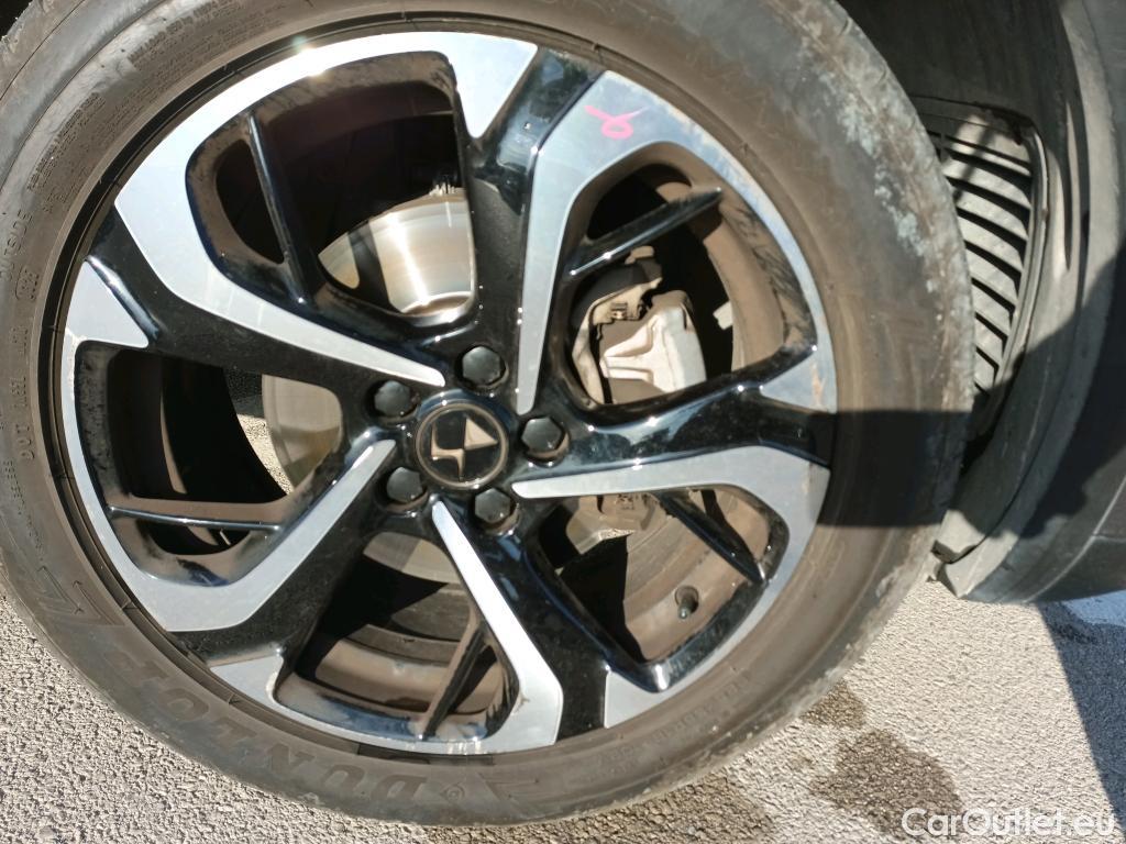  DS  DS7 DS DS 7 Crossback / 2017 / 5P / todoterreno BlueHDi DE 96kW (130CV) Auto. CHIC (AC) #3