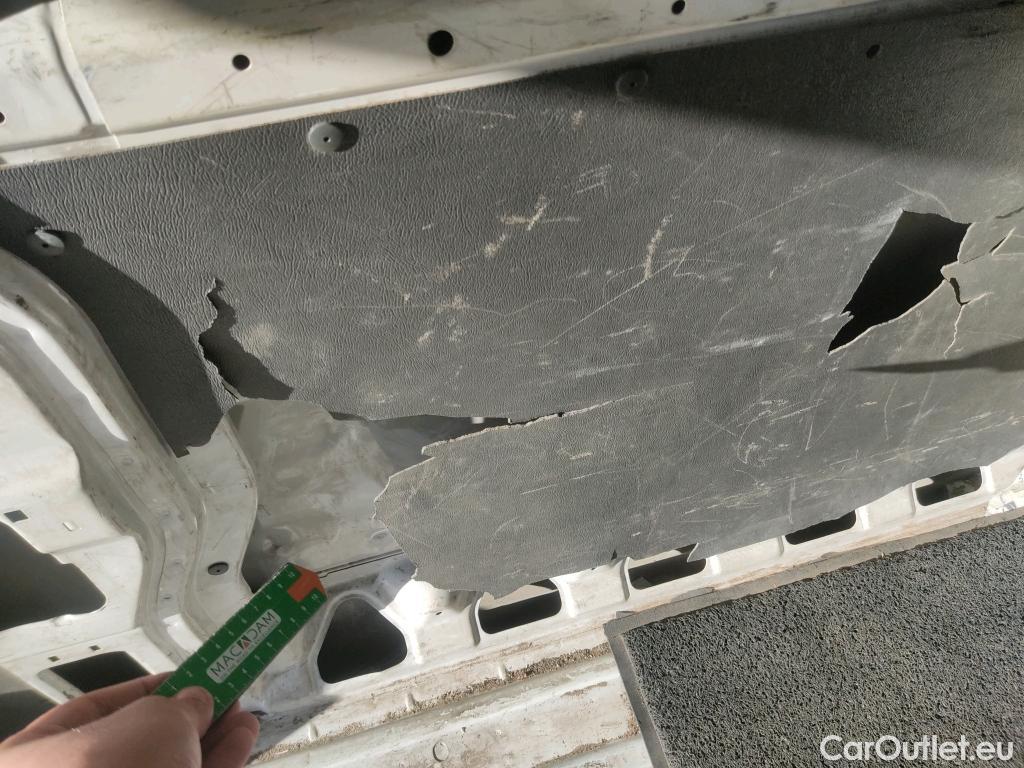  Peugeot  Boxer PEUGEOT  / 2014 / 4P / furgón 333 L2 H1 BHDI 103kW (140CV) S&S 6 V. M (AC) #2