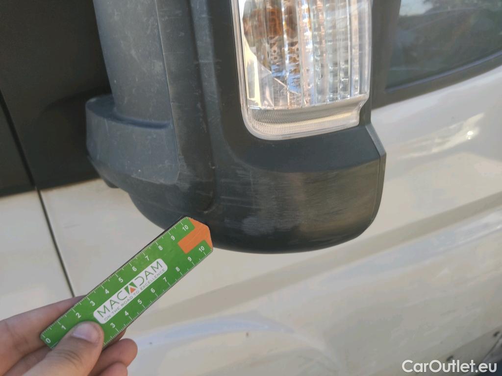  Peugeot  Boxer PEUGEOT  / 2014 / 4P / furgón 333 L2 H1 BHDI 103kW (140CV) S&S 6 V. M (AC) #66