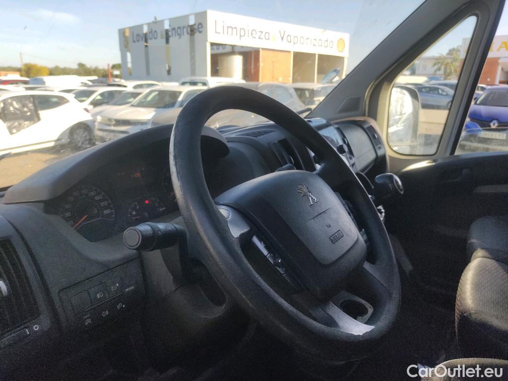  Peugeot  Boxer PEUGEOT  / 2014 / 4P / furgón 333 L2 H1 BHDI 103kW (140CV) S&S 6 V. M (AC) #25