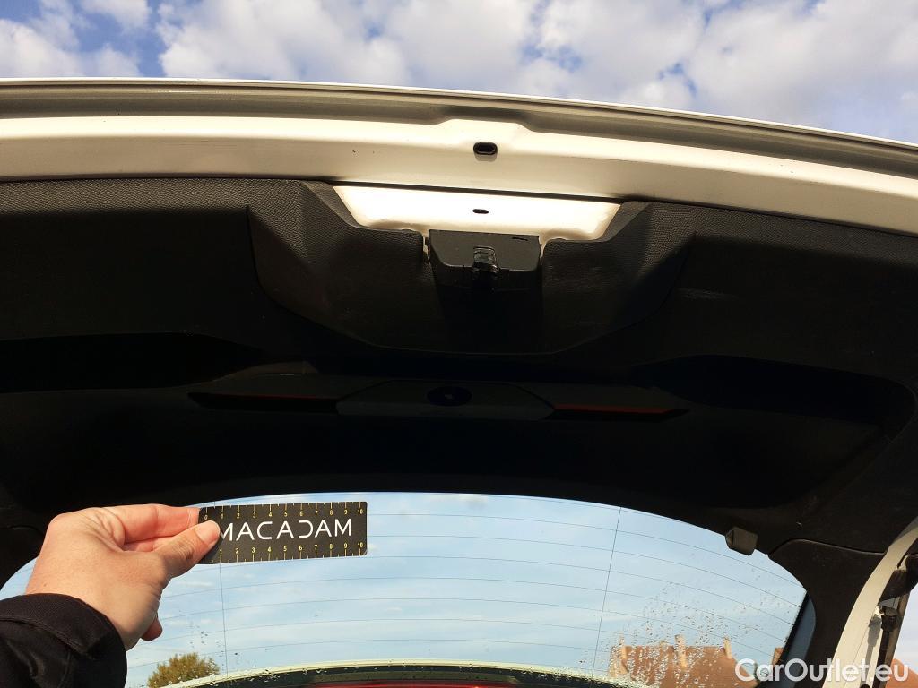  Peugeot  2008 PEUGEOT  / 2019 / 5P / todoterreno Active Pack BlueHDI 81kW (110CV) #8