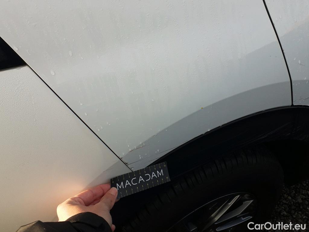  Peugeot  2008 PEUGEOT  / 2019 / 5P / todoterreno Active Pack BlueHDI 81kW (110CV) #11