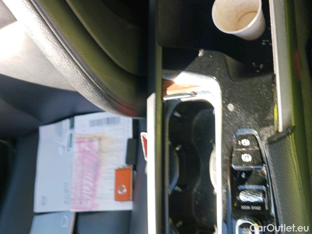  Volvo  XC90 VOLVO  / 2019 / 5P / todoterreno 2.0 T8 AWD Recharge Inscription Auto #53