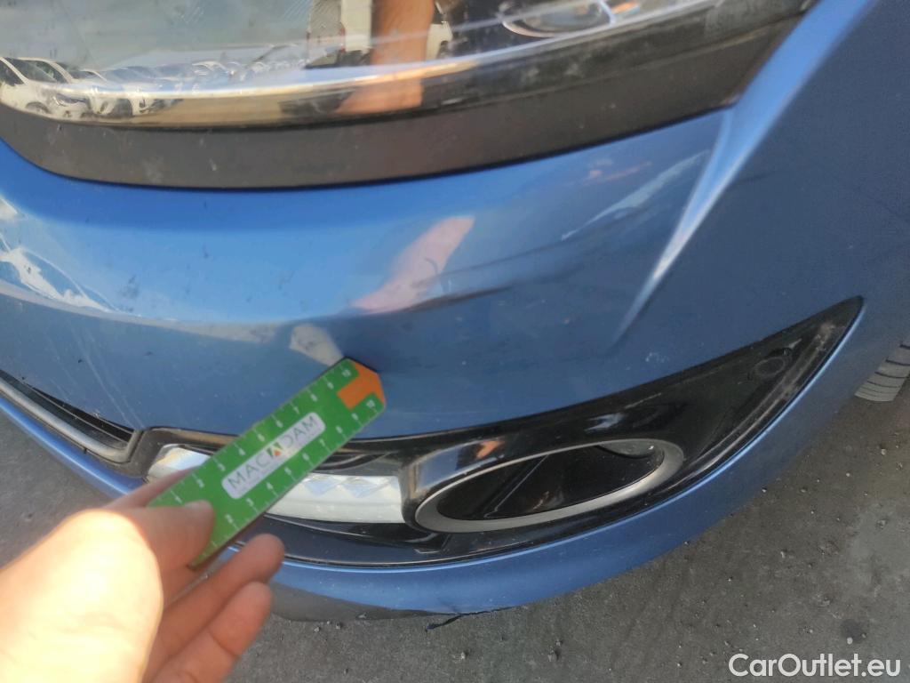  Renault  Megane RENAULT MÉGANE 5p 3G familiar Sp. Tou. Bose Energy dCi 130 S&S Euro 6 #24