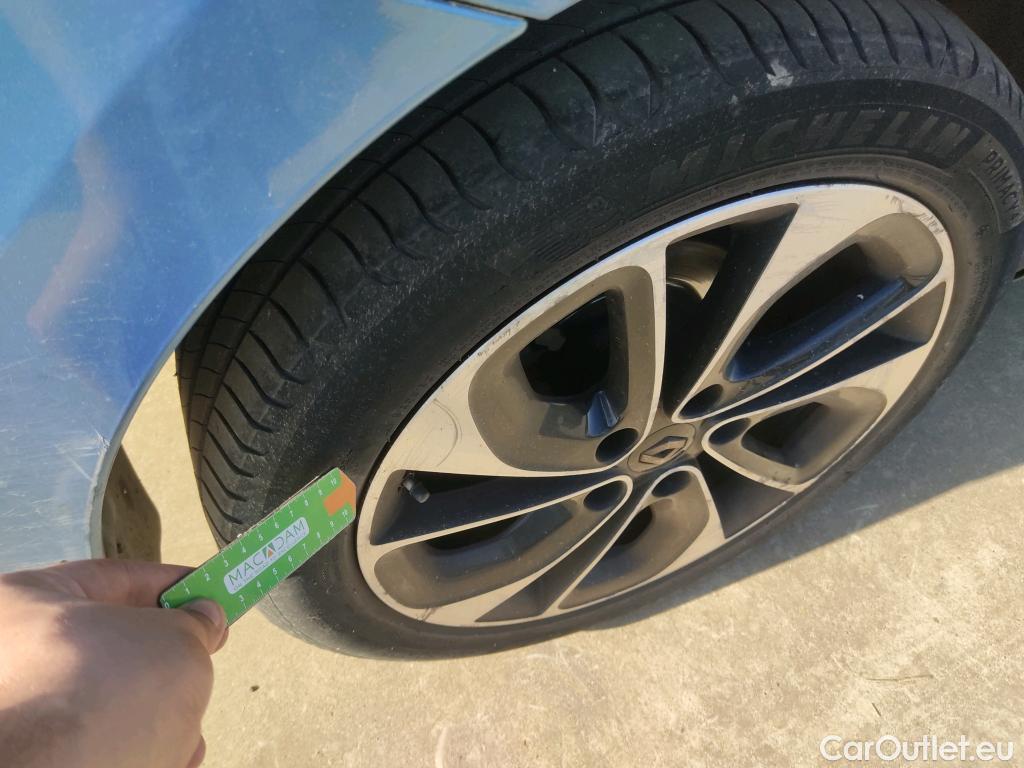  Renault  Megane RENAULT MÉGANE 5p 3G familiar Sp. Tou. Bose Energy dCi 130 S&S Euro 6 #12