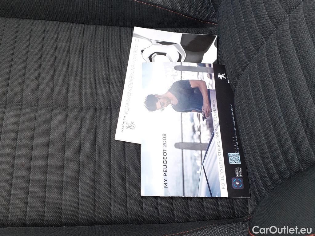  Peugeot  2008 PEUGEOT  / 2019 / 5P / todoterreno Active Pack BlueHDI 81kW (110CV) #16