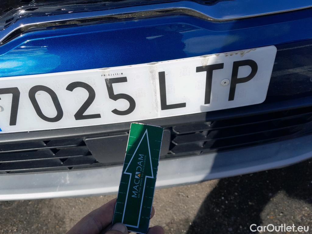  KIA  Niro KIA  / 2019 / 5P / crossover 1.6 GDi PHEV 104kW (141CV) Drive #20