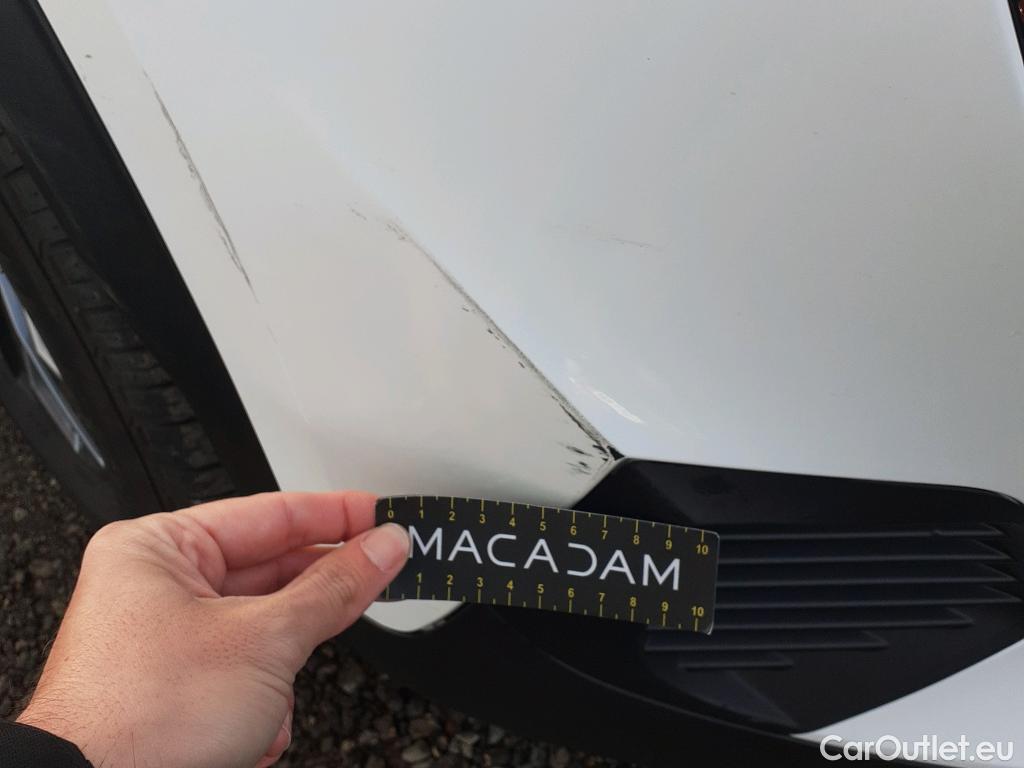  Peugeot  2008 PEUGEOT  / 2019 / 5P / todoterreno Active Pack BlueHDI 81kW (110CV) #20