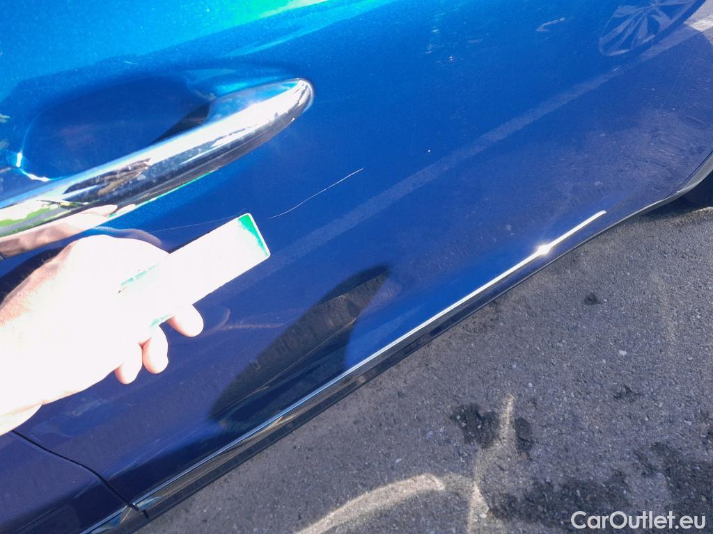  KIA  Niro KIA  / 2019 / 5P / crossover 1.6 GDi PHEV 104kW (141CV) Drive #3