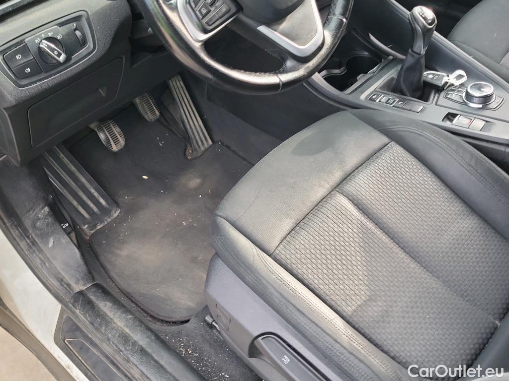  Bmw  X1 BMW  / 2015 / 5P / todoterreno sDrive18d #27