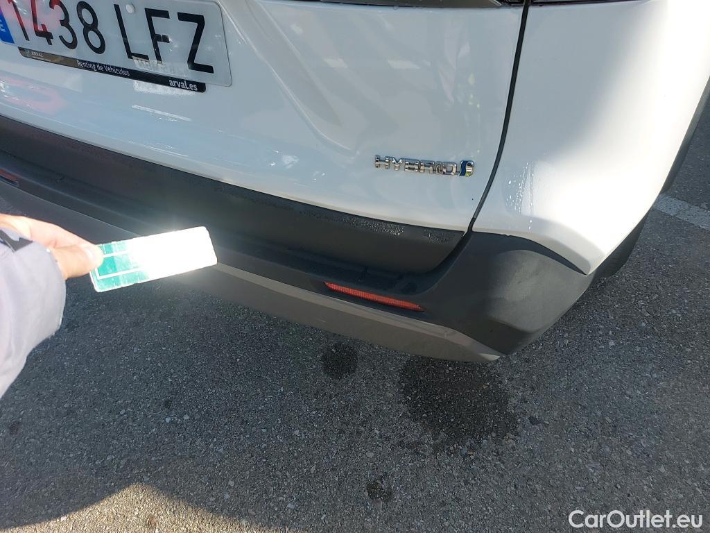  Toyota  RAV4 TOYOTA  / 2018 / 5P / todoterreno 2.5l 220H Advance #9