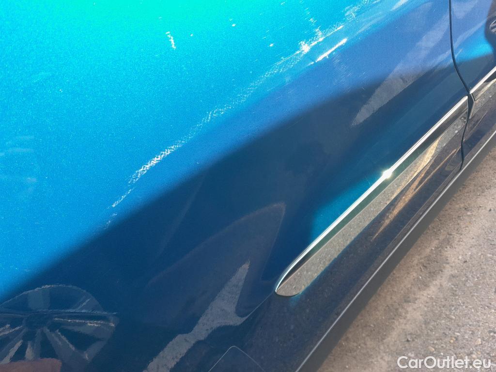  KIA  Niro KIA  / 2019 / 5P / crossover 1.6 GDi PHEV 104kW (141CV) Drive #16