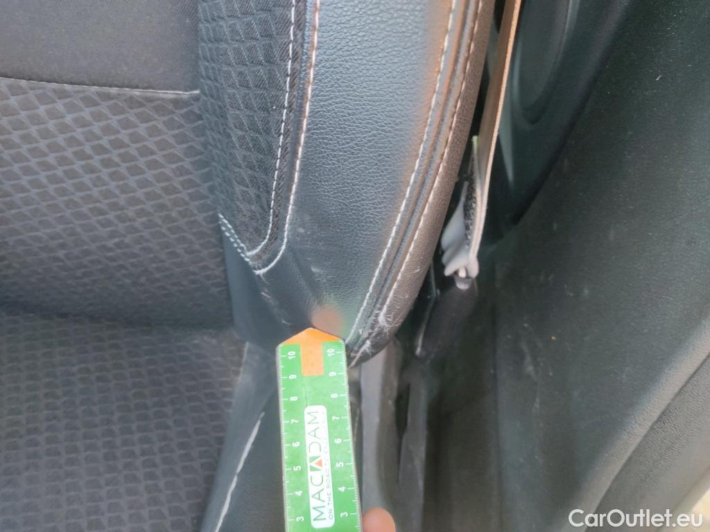  Renault  Megane RENAULT MÉGANE 5p 3G familiar Sp. Tou. Bose Energy dCi 130 S&S Euro 6 #19