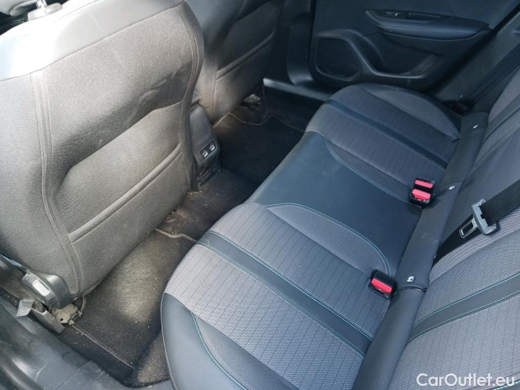  Peugeot  2008 PEUGEOT  / 2019 / 5P / todoterreno Allure BlueHDI 130 S&S EAT8 #7