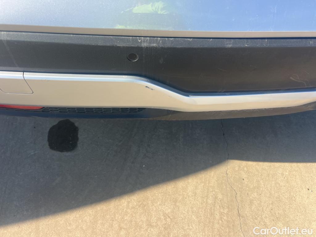  Nissan  Qashqai NISSAN  / 2021 / 5P / todoterreno DIG-T 103kW (140CV) mHEV 4x2 N-Connecta #21