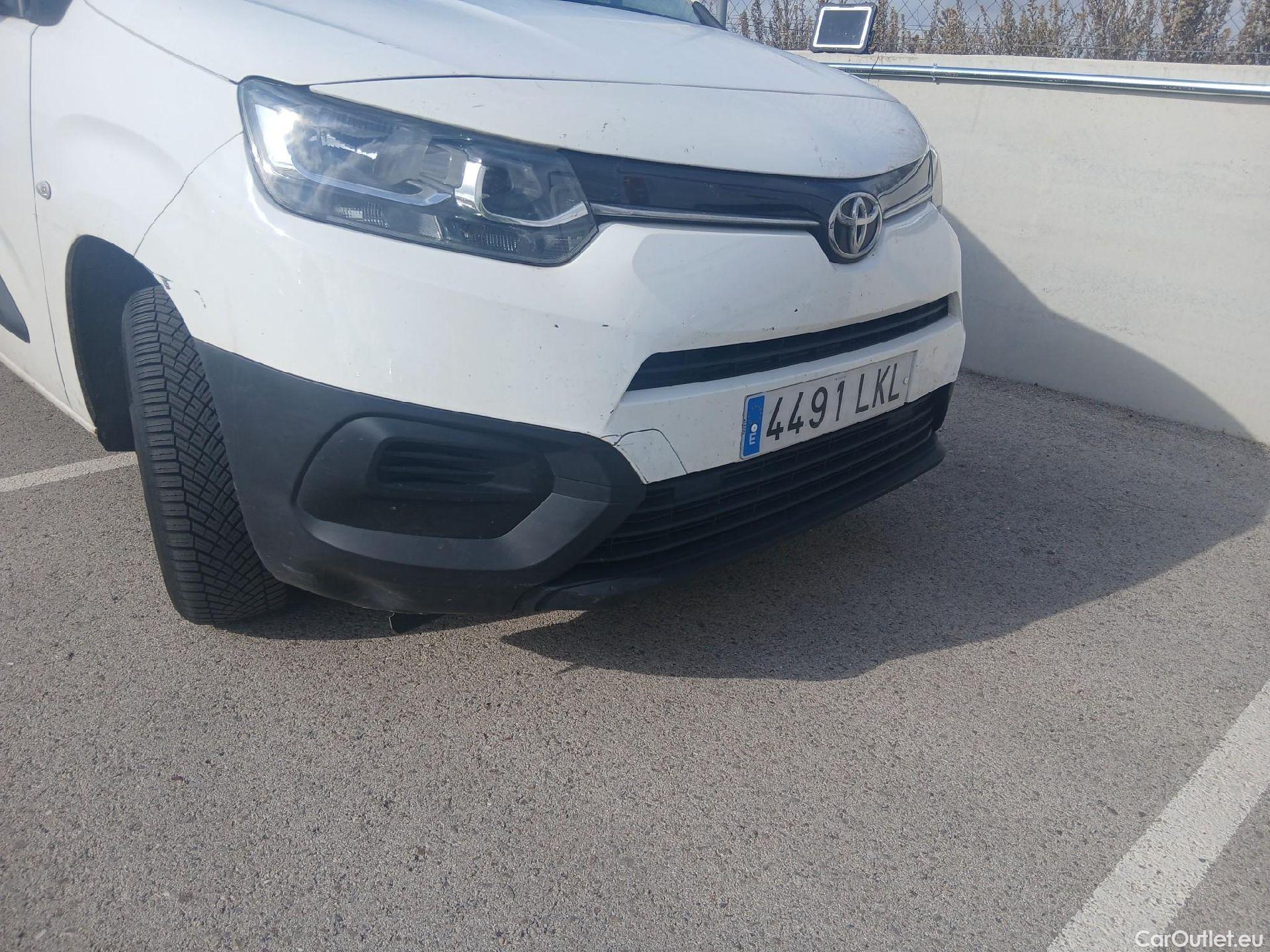  Toyota  Proace TOYOTA  City/2020/4P/furgón derivado de turismo 1.5D 96kW (130CV) GX Larga #12