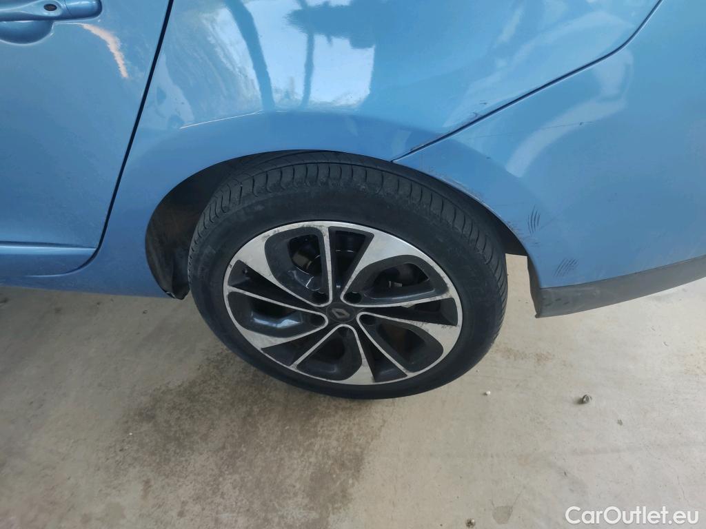  Renault  Megane RENAULT MÉGANE 5p 3G familiar Sp. Tou. Bose Energy dCi 130 S&S Euro 6 #5