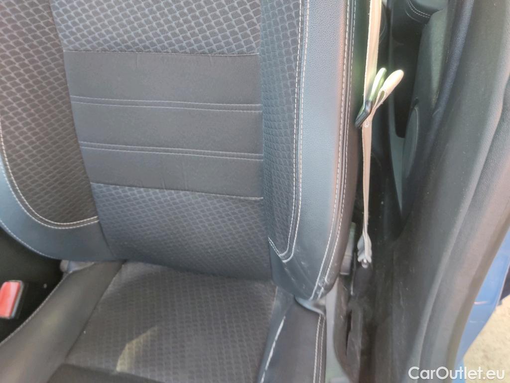  Renault  Megane RENAULT MÉGANE 5p 3G familiar Sp. Tou. Bose Energy dCi 130 S&S Euro 6 #18