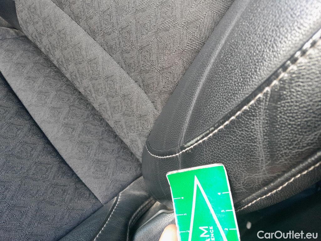  KIA  Niro KIA  / 2019 / 5P / crossover 1.6 GDi PHEV 104kW (141CV) Drive #5