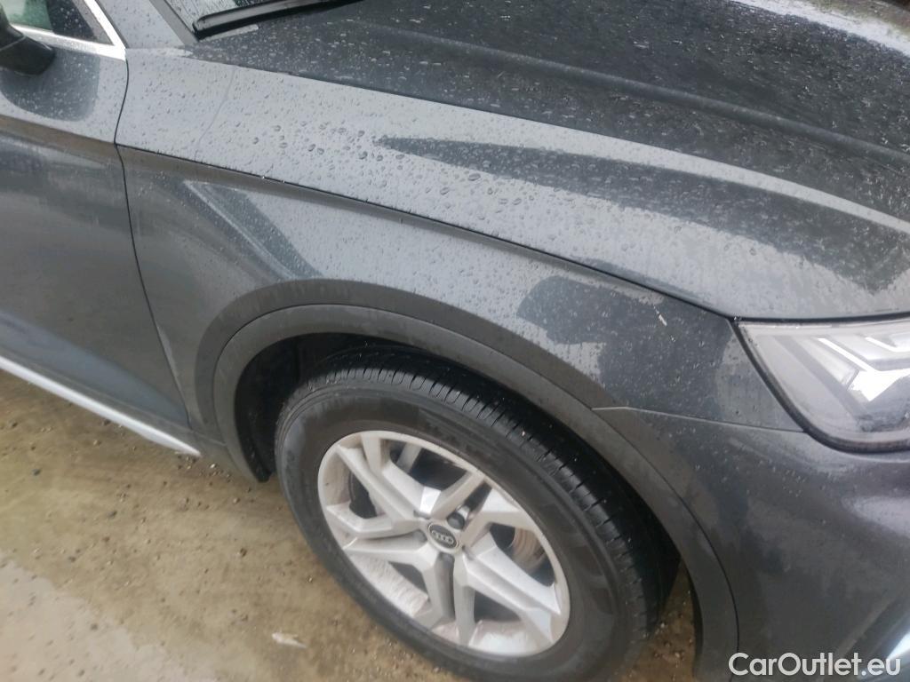  Audi  Q5 AUDI  / 2020 / 5P / todoterreno Advanced 35 TDI 120kW S tronic (AC2) #3