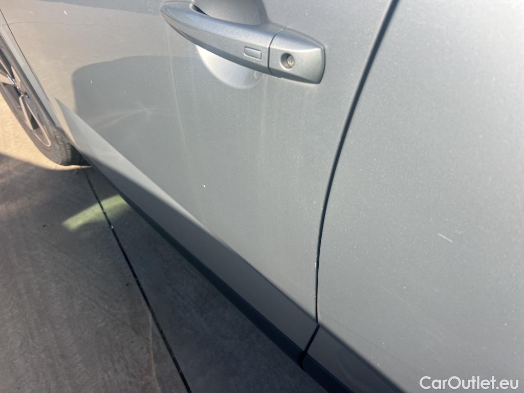  Nissan  Qashqai NISSAN  / 2021 / 5P / todoterreno DIG-T 103kW (140CV) mHEV 4x2 N-Connecta #5