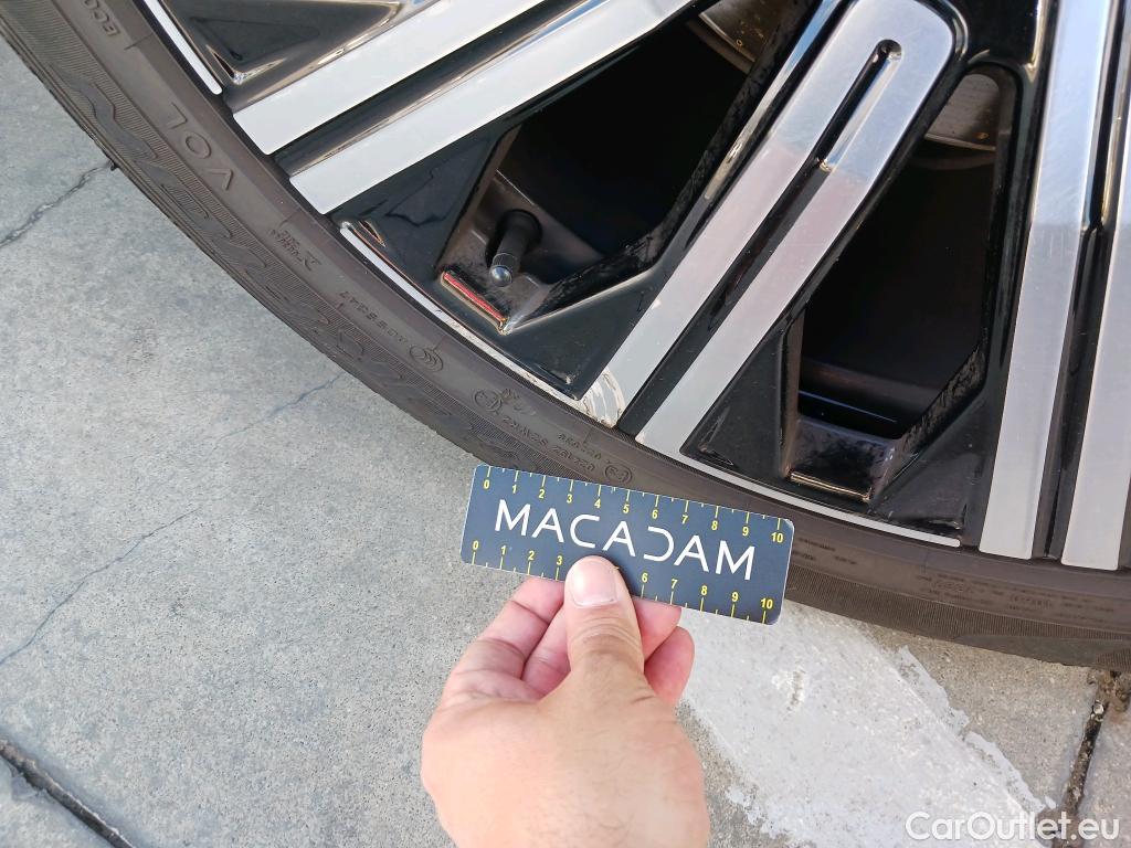  Volvo  XC90 VOLVO  / 2019 / 5P / todoterreno 2.0 T8 AWD Recharge Inscription Auto #9