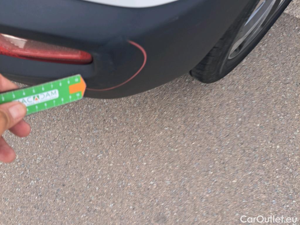  KIA  STONIC KIA  / 2017 / 5P / todoterreno 1.0 T-GDi 74kW (100CV) MHEV iMT Concept #20