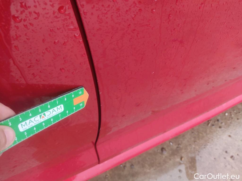  Toyota  Corolla TOYOTA  / 2019 / 5P / familiar 2.0 180H STYLE E-CVT TOURING SPORT #27