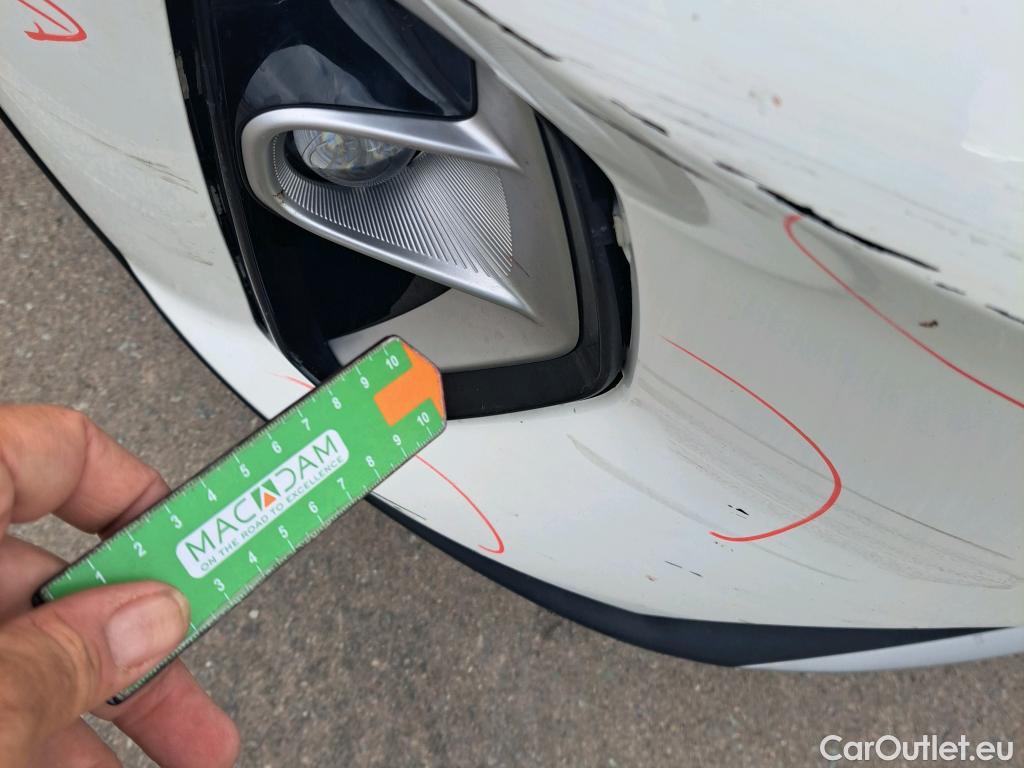  KIA  STONIC KIA  / 2017 / 5P / todoterreno 1.0 T-GDi 74kW (100CV) MHEV iMT Concept #41