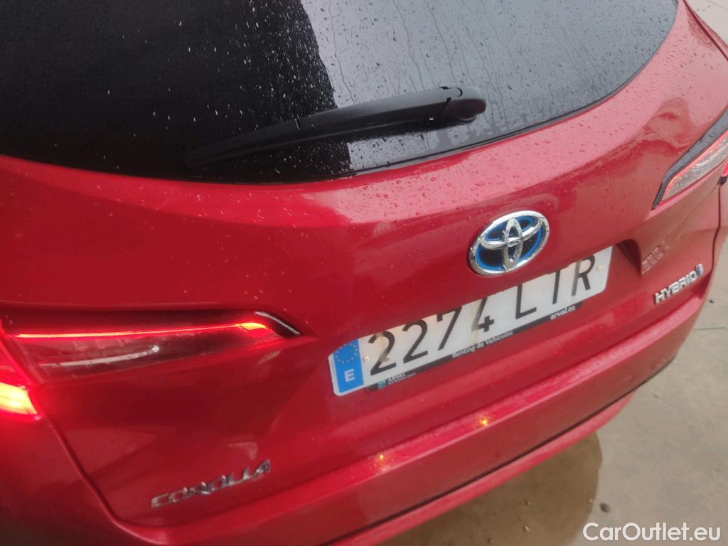  Toyota  Corolla TOYOTA  / 2019 / 5P / familiar 2.0 180H STYLE E-CVT TOURING SPORT #1