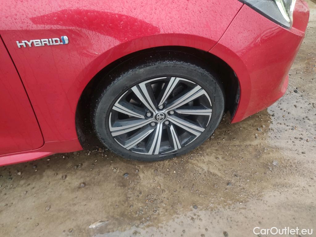  Toyota  Corolla TOYOTA  / 2019 / 5P / familiar 2.0 180H STYLE E-CVT TOURING SPORT #4