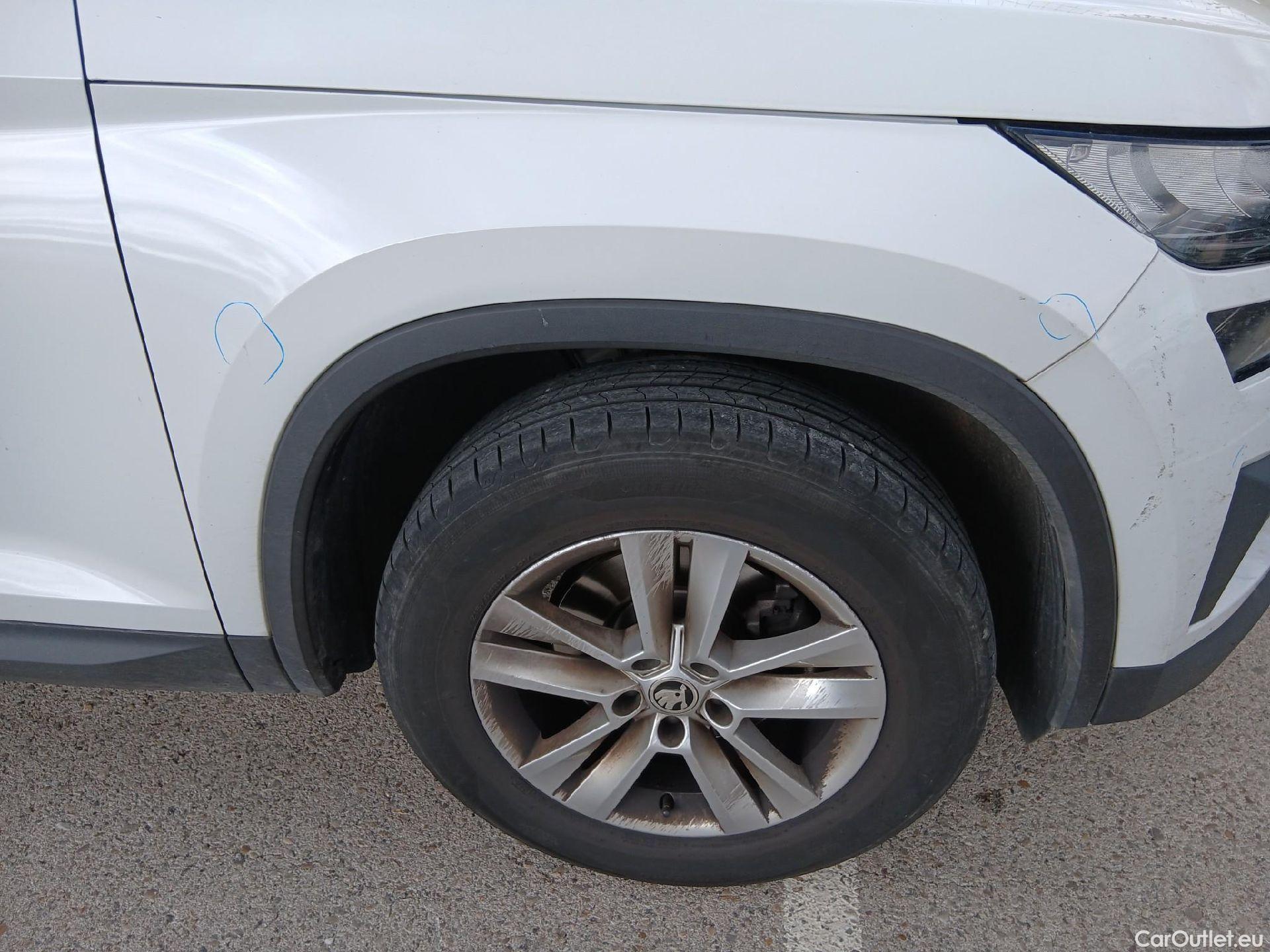  Skoda  Kodiaq SKODA  / 2021 / 5P / todoterreno 1.5 TSI 110KW (150cv) 4x2 Ambition #27