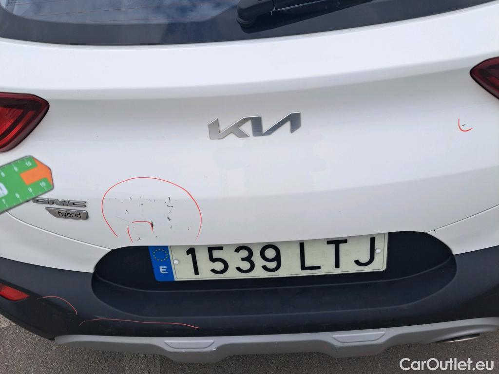 KIA  STONIC KIA  / 2017 / 5P / todoterreno 1.0 T-GDi 74kW (100CV) MHEV iMT Concept #3