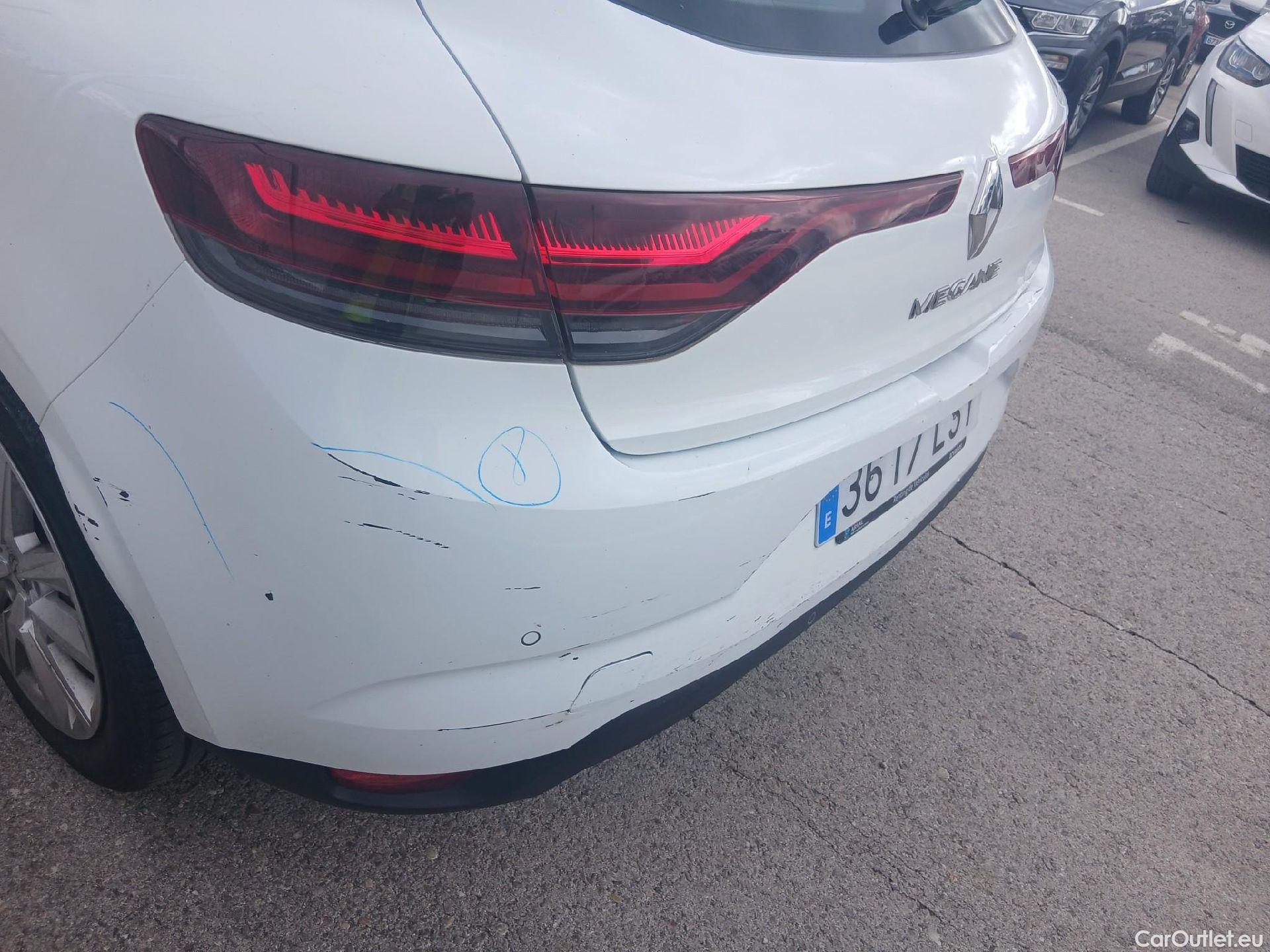  Renault  Megane RENAULT Mégane / 2020 / 5P / berlina con portón Intens Blue dCi 85 kW (115CV) #17