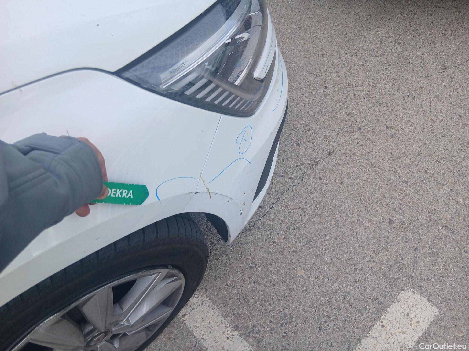  Renault  Megane RENAULT Mégane / 2020 / 5P / berlina con portón Intens Blue dCi 85 kW (115CV) #28