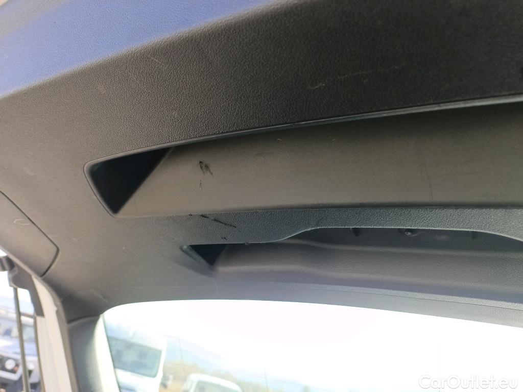  Bmw  Serie 1 BMW  / 2019 / 5P / berlina con portón 116d #12