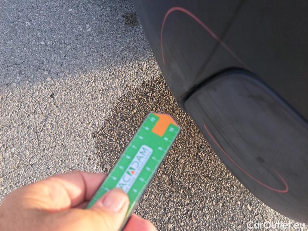  Opel  Combo OPEL  Life / 2018 / 5P / monovolumen 1.5 TD 75kW (100CV) S/S Expression XL #34