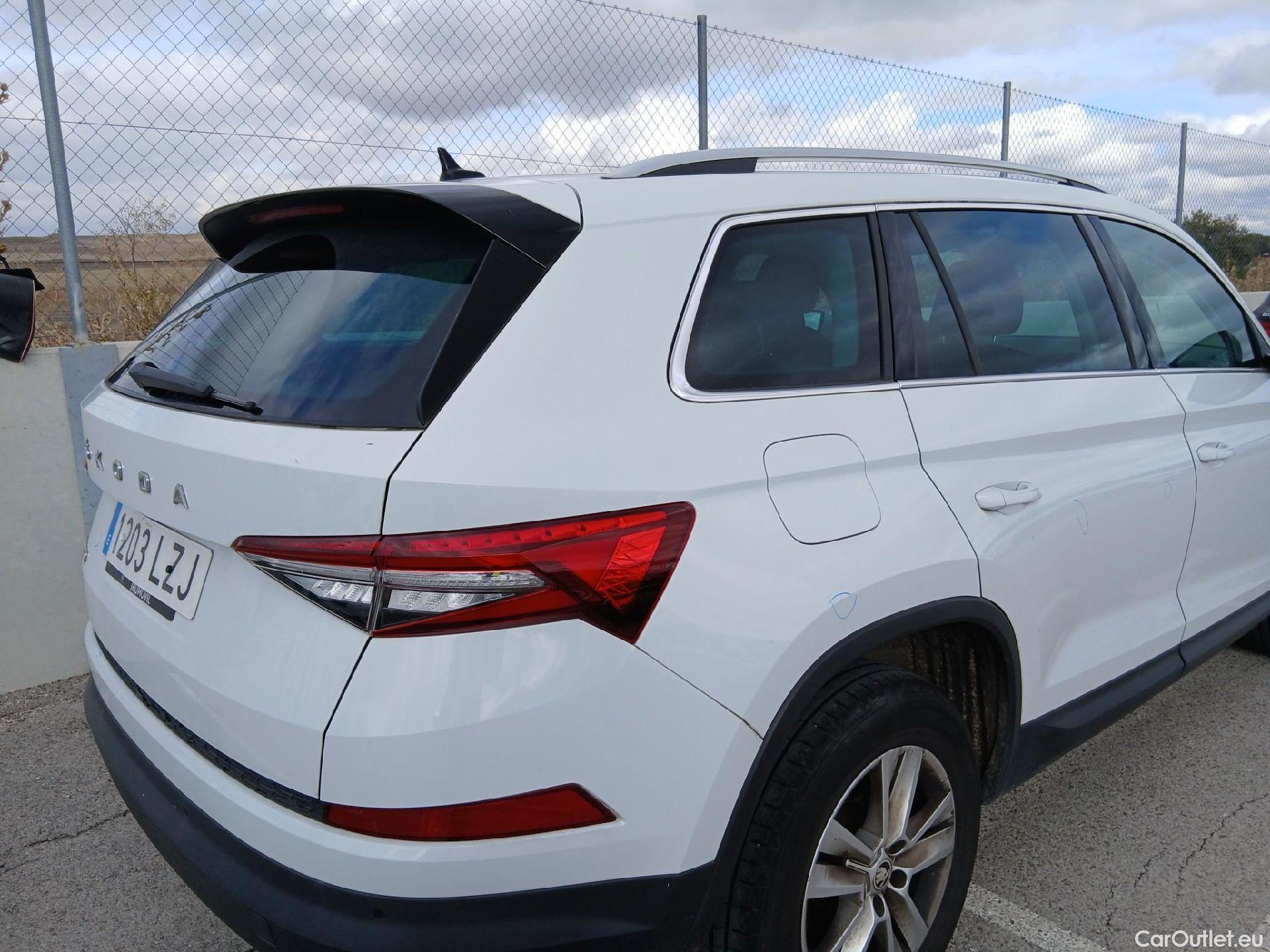  Skoda  Kodiaq SKODA  / 2021 / 5P / todoterreno 1.5 TSI 110KW (150cv) 4x2 Ambition #20