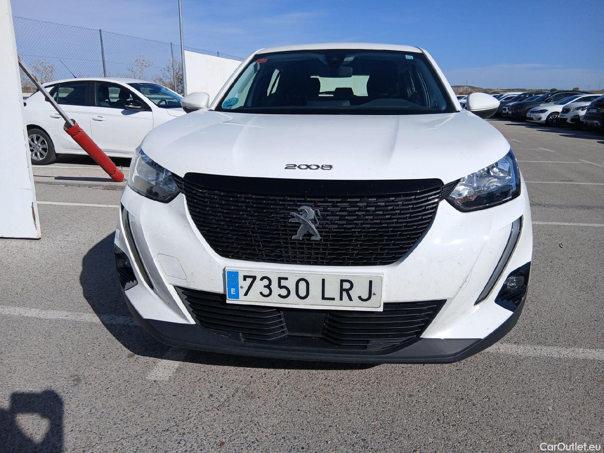  Peugeot  2008 PEUGEOT  / 2019 / 5P / todoterreno Active BlueHDI 81kW (110CV) #3