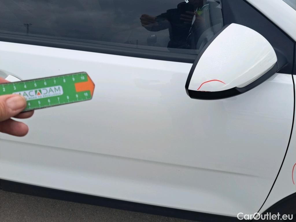  KIA  STONIC KIA  / 2017 / 5P / todoterreno 1.0 T-GDi 74kW (100CV) MHEV iMT Concept #46