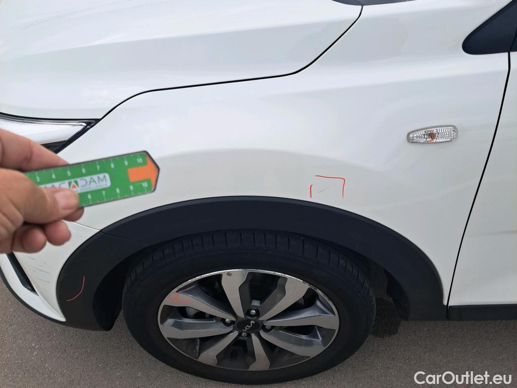  KIA  STONIC KIA  / 2017 / 5P / todoterreno 1.0 T-GDi 74kW (100CV) MHEV iMT Concept #13